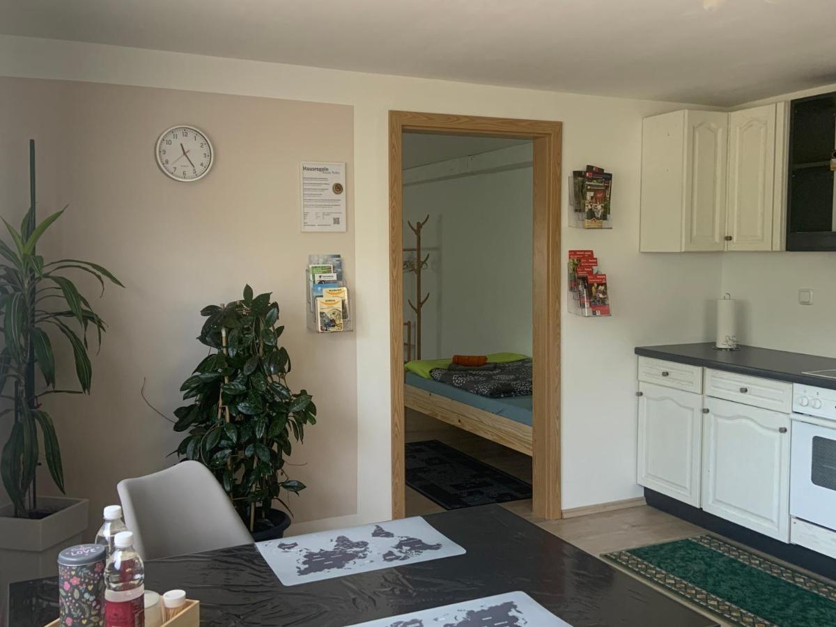 Schoene Moderne & Rustikale Einliegerwohnung Mit Kueche ชรัมแบร์ก ภายนอก รูปภาพ